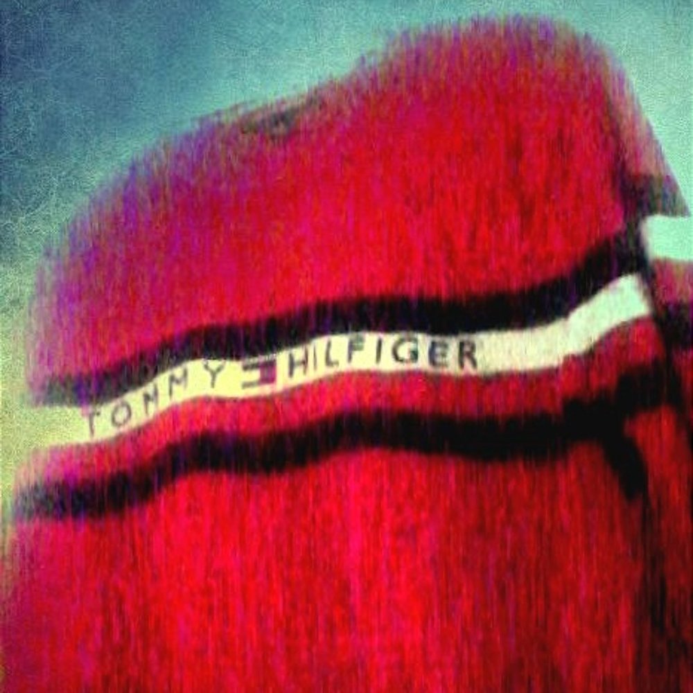 Tommy Hilfiger sweater